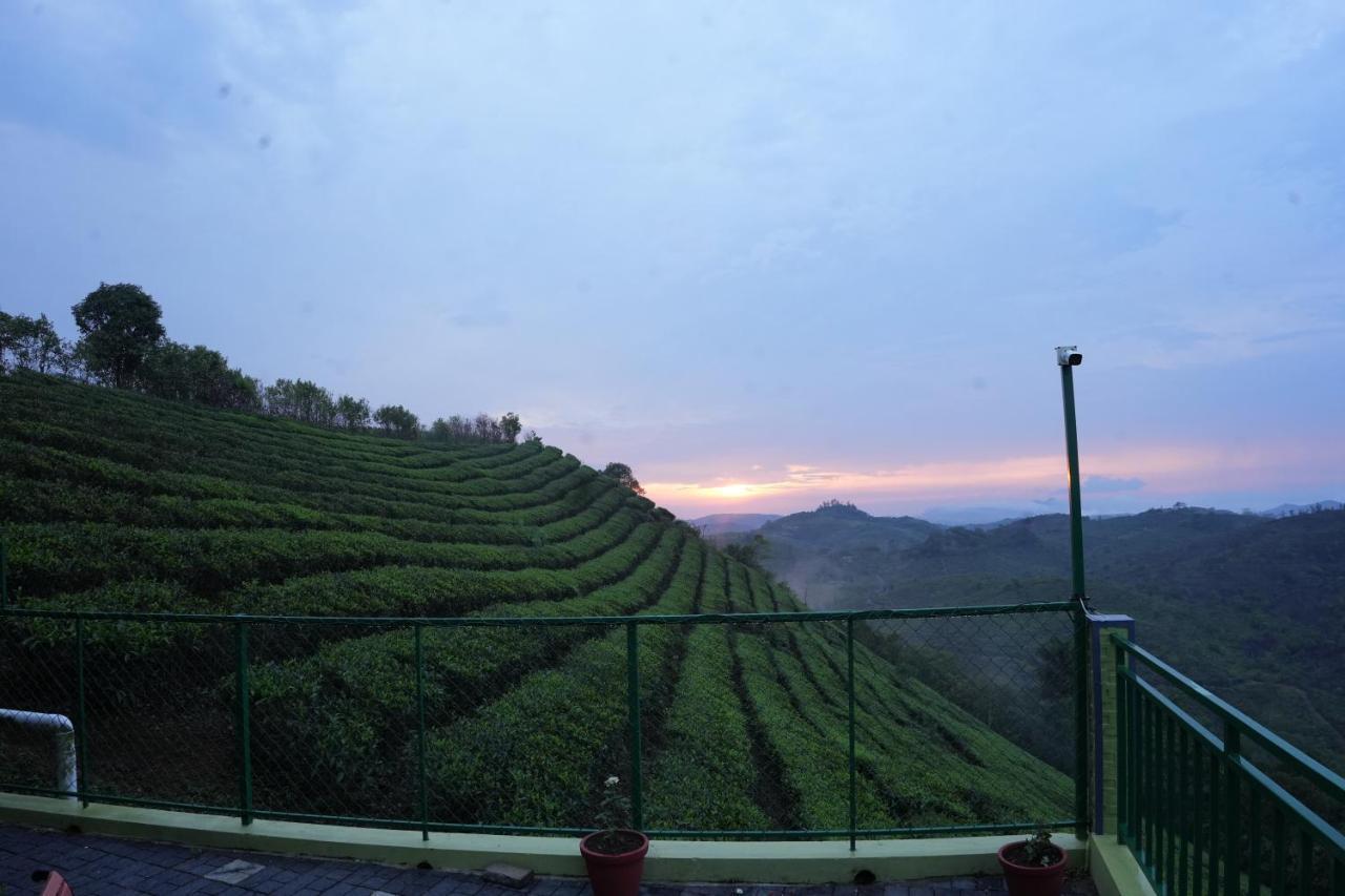 Vaga Mist Resort Vagamon Idukki Esterno foto