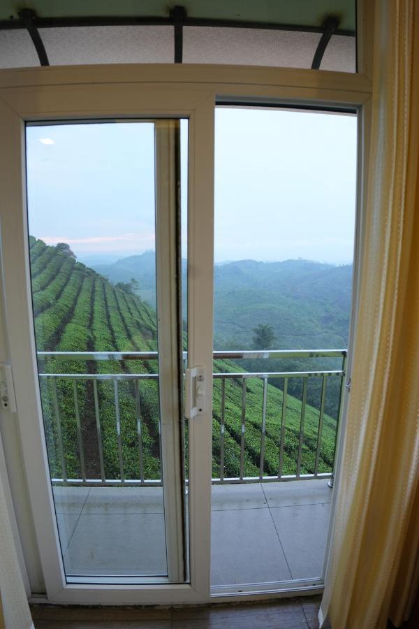 Vaga Mist Resort Vagamon Idukki Esterno foto
